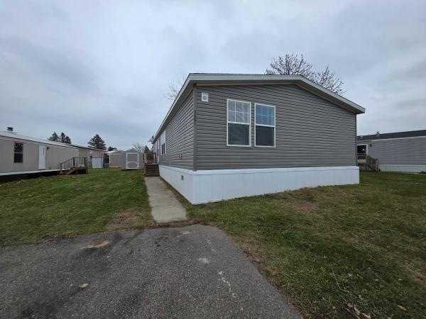 2020 Clayton - Middlebury Mobile Home