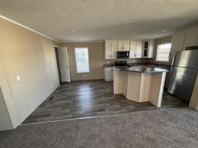 Photo 3 of 12 of home located at 41031 Annapolis Circle South Canton, MI 48188