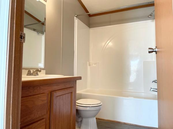 2005 Skyline - Goshen Mobile Home