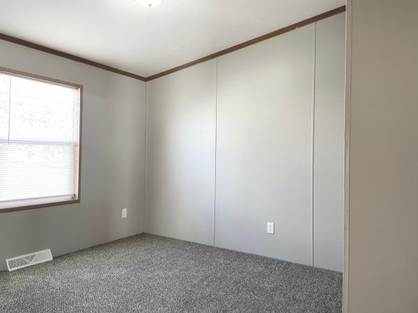 2005 Skyline - Goshen Mobile Home