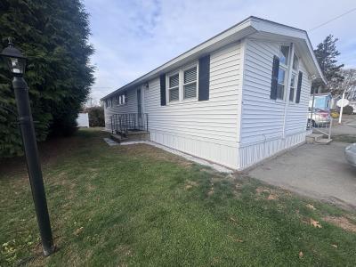 Photo 3 of 12 of home located at 14 Chestnut Drive Westbrook, CT 06498