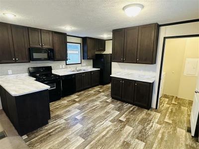 Mobile Home at 1447 Burnham Dr. Lot 1447Br Mishawaka, IN 46544