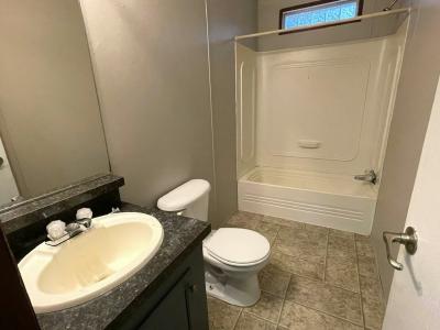 Photo 2 of 12 of home located at 370 Linda Lane Lynwood, IL 60411