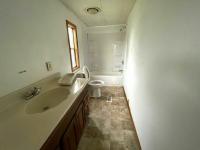 1984 Bristol Homes Unknown Manufactured Home