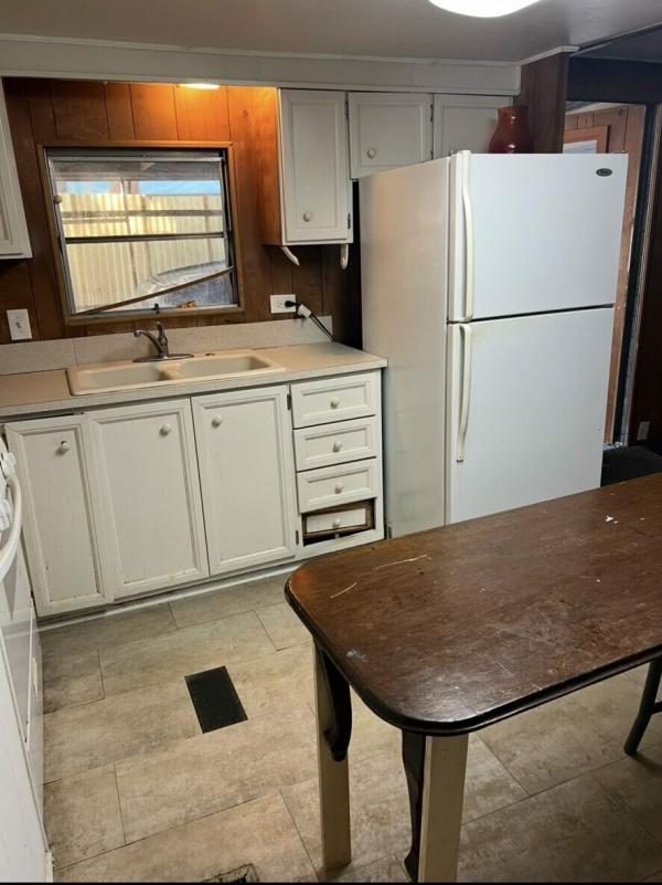 1960 MANUFACTU  Home