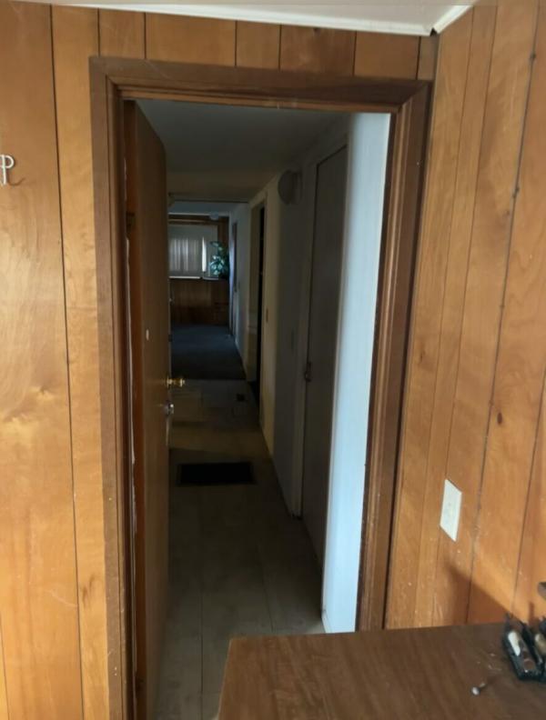 1960 MANUFACTU  Home