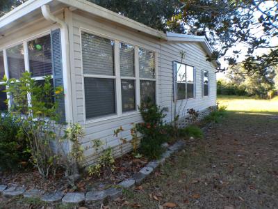 Photo 3 of 12 of home located at 3811 Willaford Drive Plant City, FL 33565