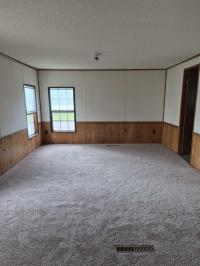 1987 Holly Park Mobile Home