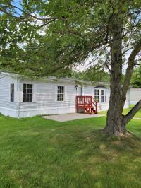 1987 Holly Park Mobile Home