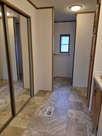 1987 Holly Park Mobile Home