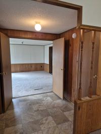 1987 Holly Park Mobile Home