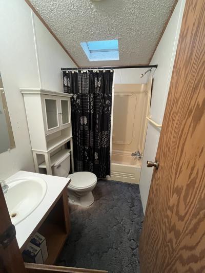 Photo 3 of 8 of home located at 26 Bellmore Lane Pontiac, MI 48340