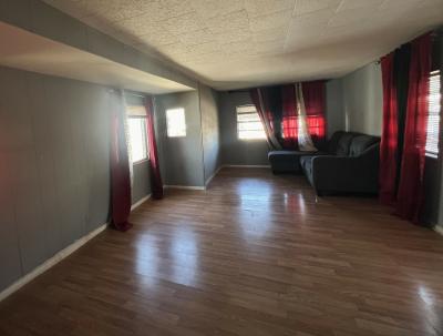 Photo 2 of 17 of home located at 457 Holiday Blvd Lakeland, FL 33815