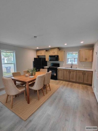 Photo 2 of 7 of home located at 301 Mantle Ave #16Emb Jackson, MI 49202