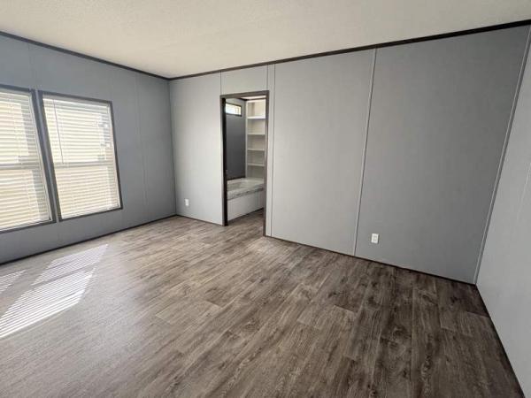 2022 Fleetwood Manufactured Home