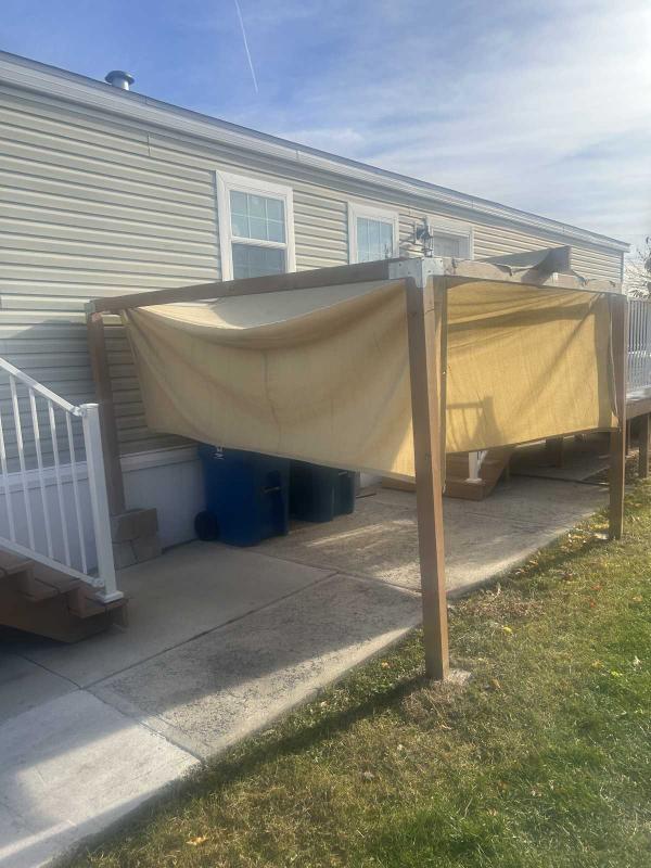 2021 Champion Dutch Diamond II Manufactured Home