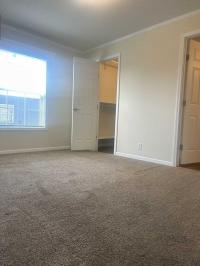 2021 Champion Dutch Diamond II Manufactured Home