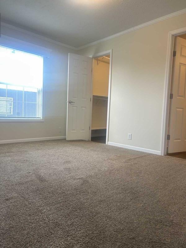 2021 Champion Dutch Diamond II Manufactured Home