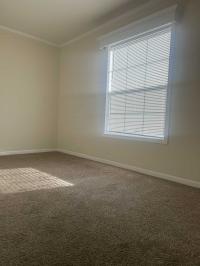 2021 Champion Dutch Diamond II Manufactured Home