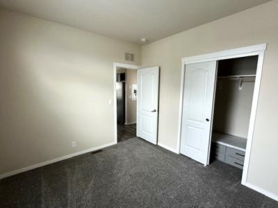 Photo 5 of 6 of home located at 4882 Lancaster Dr NE Sp. #34 Salem, OR 97305