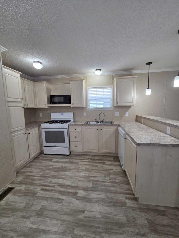 2020 Adventure Manufactured Home