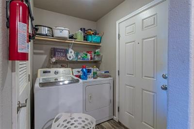 Photo 6 of 14 of home located at 3642 Boulder Hwy. Las Vegas, NV 89121