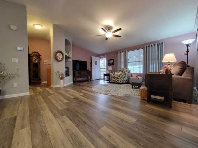 Photo 4 of 16 of home located at 8401 S Kolb Rd Tucson, AZ 85756