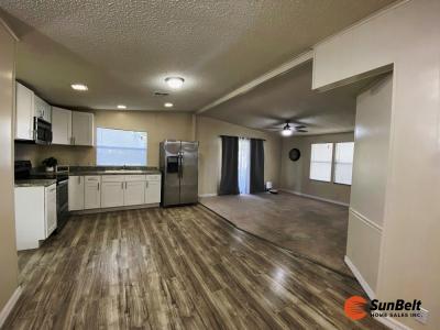 Photo 3 of 12 of home located at 15 Dover Falls Rd Ormond Beach, FL 32174