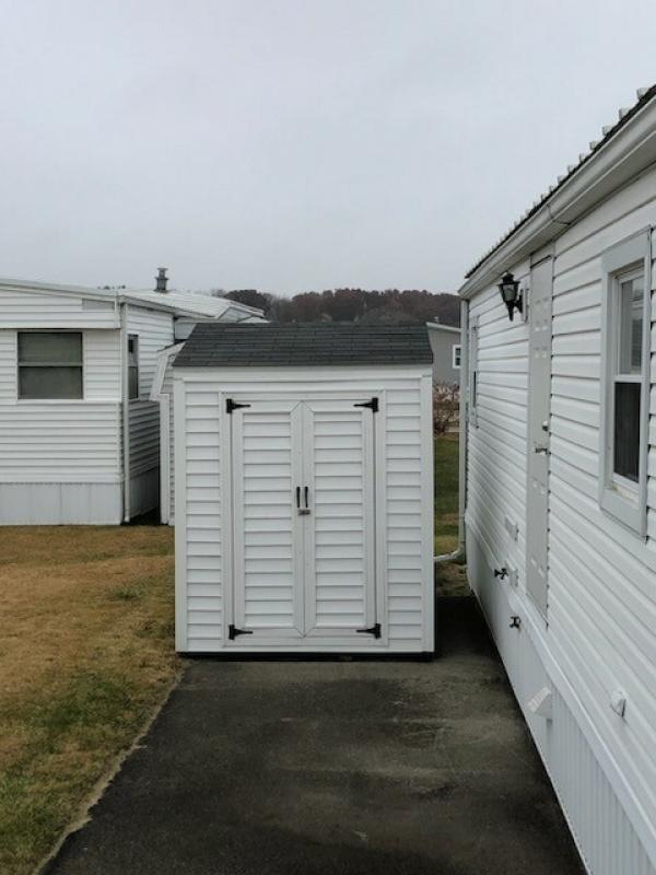 1978 Holly Park Mobile Home