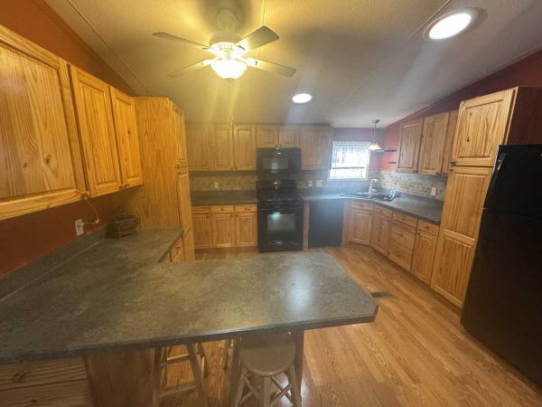 1999 Redman Manufactured Home