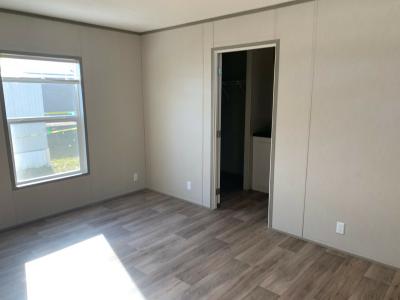 Photo 4 of 8 of home located at 428 Fernwood Dr. Deland, FL 32724