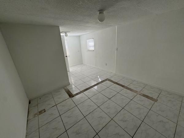 1972 SHEF mobile Home