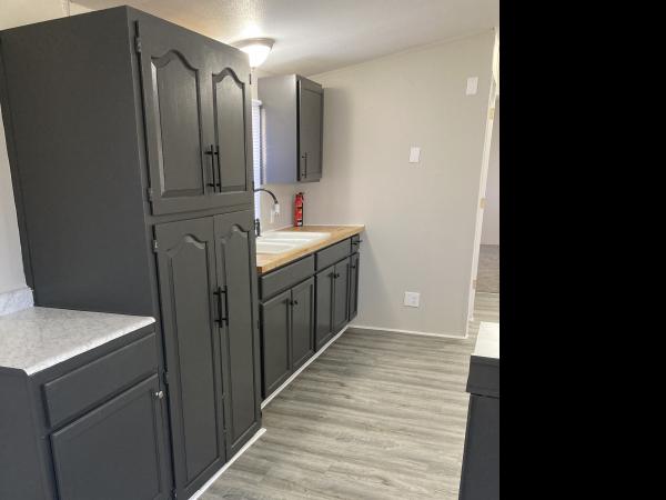 1990 Pine Ridge mobile Home