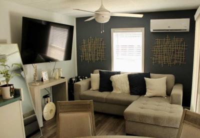 Photo 3 of 8 of home located at 5152 Boggy Creek Rd Saint Cloud, FL 34771