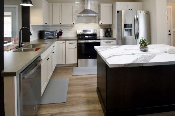 1999 Cavco Navajo Manufactured Home