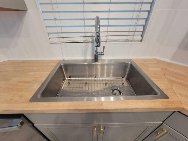 1983 Golden West Manufactured Home