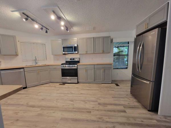 1983 Golden West Manufactured Home
