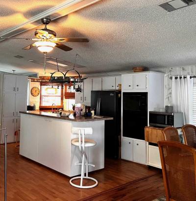 Photo 3 of 8 of home located at 1037 W. Lakeview Drive Sebastian, FL 32958