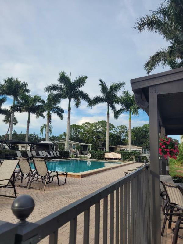 1995 Palm Harbor 5R42B Manufactured Home