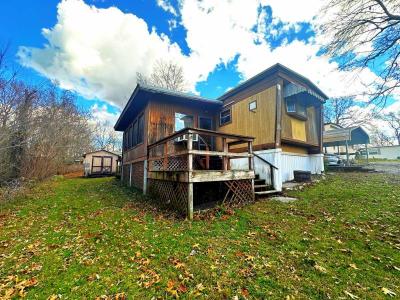 Mobile Home at 11388 State Highway 64 Lot 60 Lebanon, MO 65536