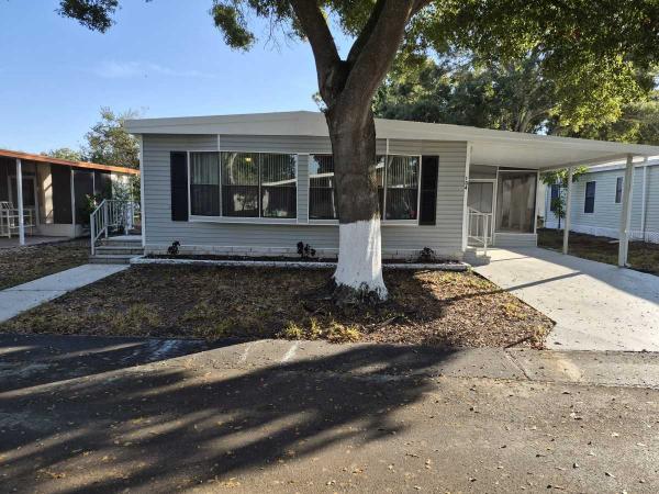 1983 TWIN Mobile Home For Sale