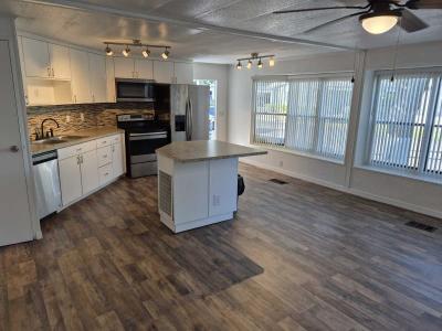 Photo 2 of 21 of home located at 7111 142nd Ave Largo, FL 33771