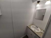 1983 TWIN Manufactured Home