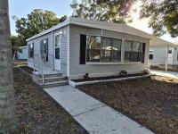 1983 TWIN Manufactured Home