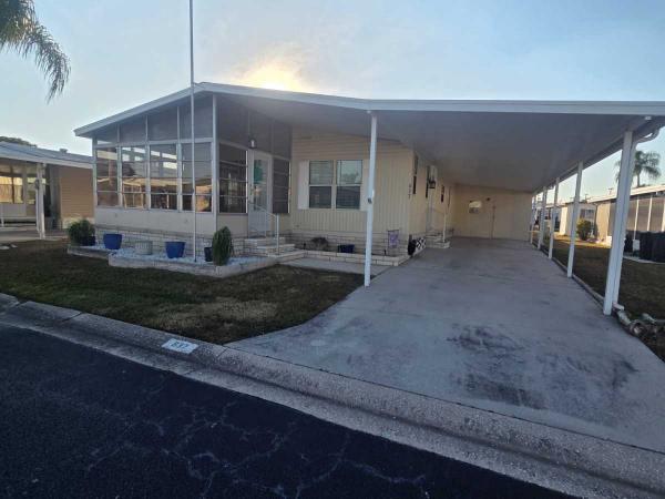 Photo 1 of 2 of home located at 5200 28th St N, Lot 637 Saint Petersburg, FL 33714