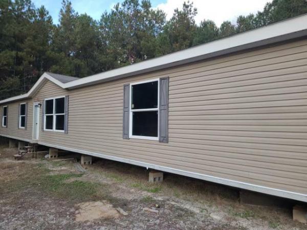 Photo 1 of 1 of home located at Repo Depot (Refurb Lot Only) 500 W Presley Blvd (Main Lot 9 McComb, MS 39648