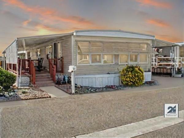 Photo 1 of 2 of home located at Mc Henry Mobile Manor 4125 Mchenry Ave Spc 43 Modesto, CA 95356