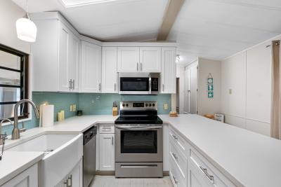 Photo 4 of 15 of home located at 7125 Fruitville Road (377 Maple St.) Sarasota, FL 34240