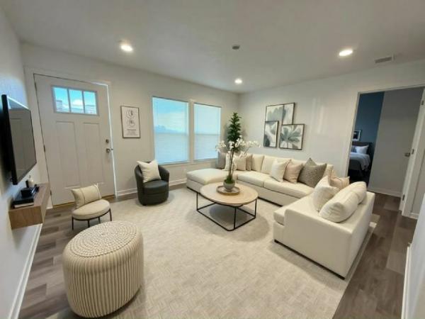 2023 Clayton - Perris CA Sweet Dreams Manufactured Home