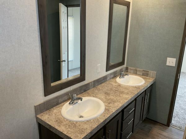 2019 CAVCO 240EG28563X Mobile Home